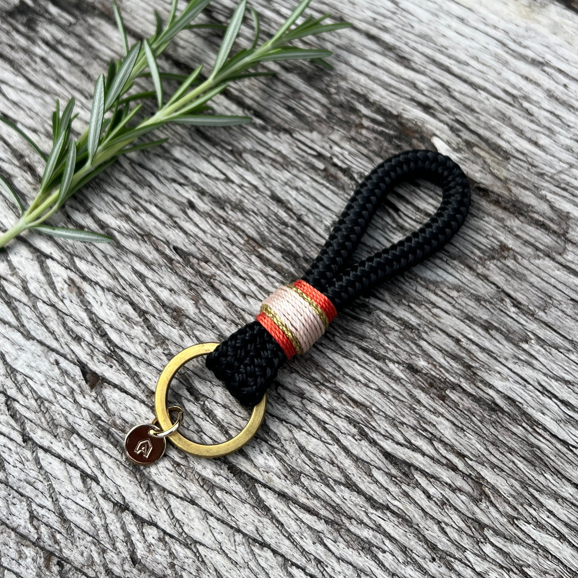 Lettered Rope Key Ring Luxury Rope Keyring - Himalayan – Oonalfie
