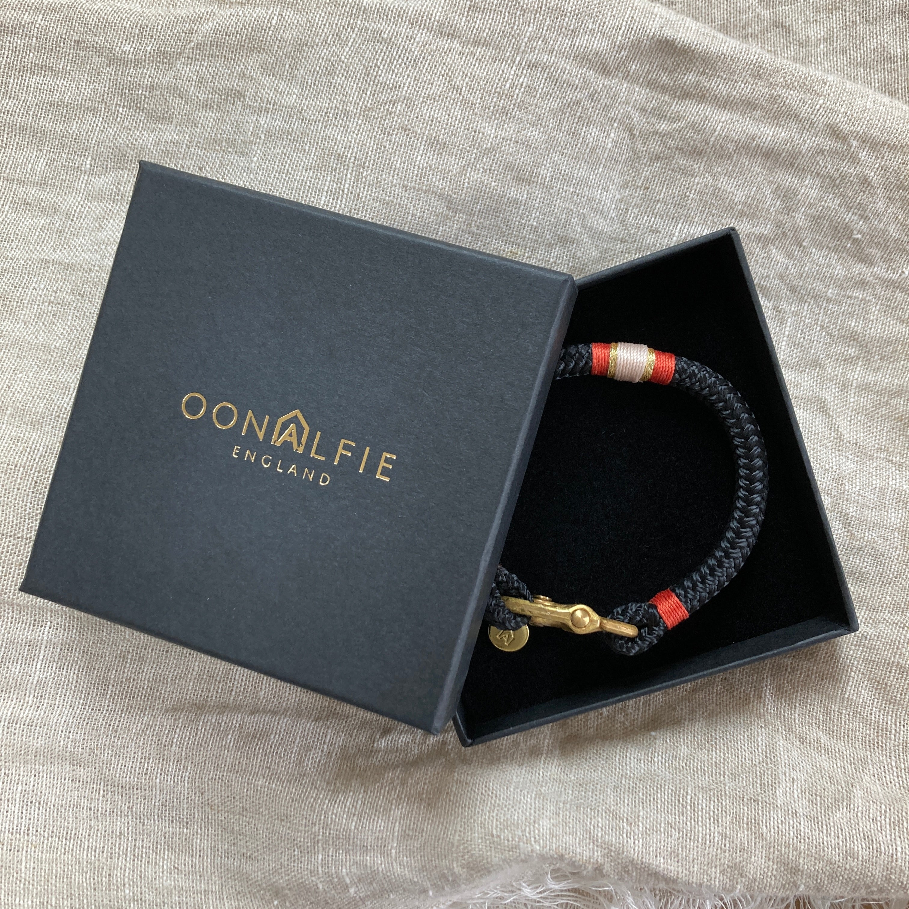 Signature Rope Bracelet - Himalayan