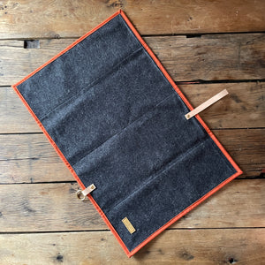 Dog Settle Mat - Himalayan