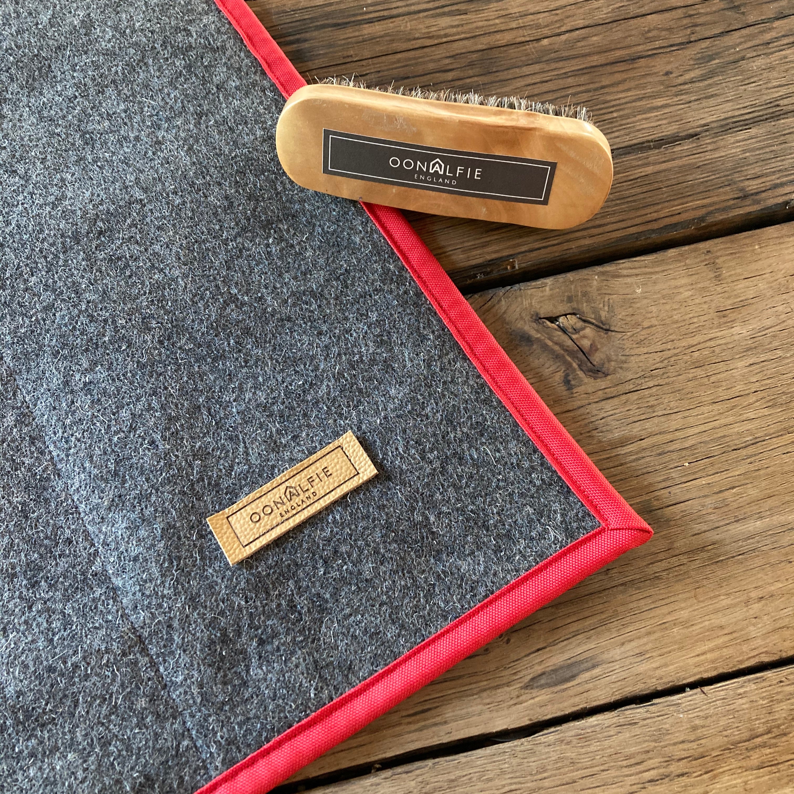 Dog Settle Mat - Shanghai Red
